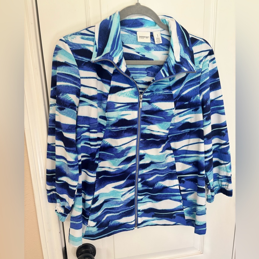 Zenergy by Chico's size 1 Blue Multi-Stripe Zip-Front Utility‎ Jacket Medium 8